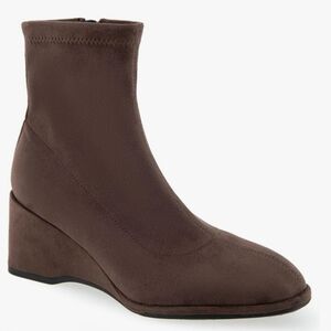 NWT AEROSOLES Anouk Java Faux Suede Brown Wedge Ankle Boots
